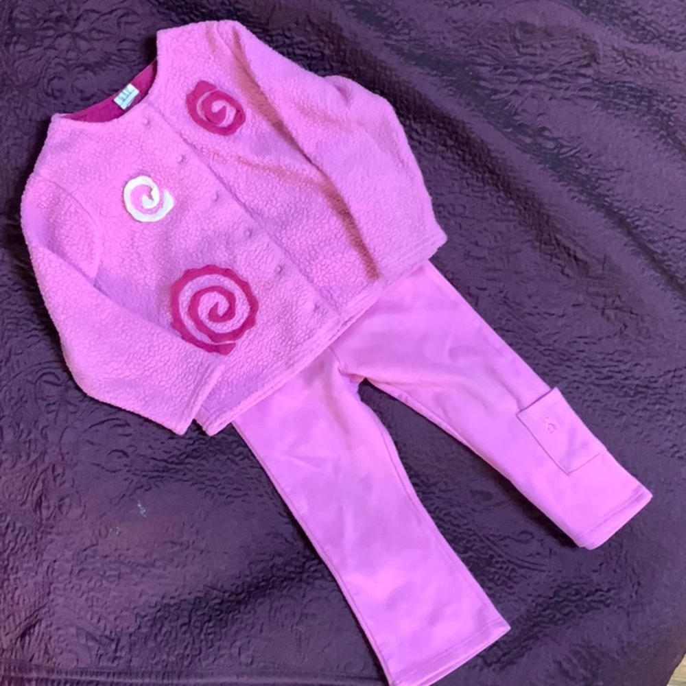 Pink GAP outfit